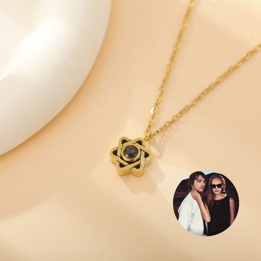 Photo projection six-pointed star necklace - personalized custom jewelry - WeiLin Jewelry
