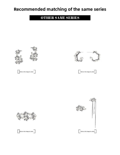 Secret garden pearl necklace