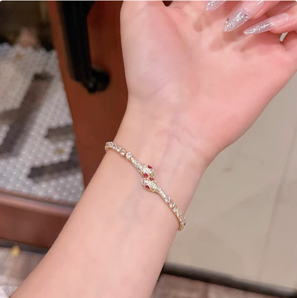 Snake Pull-Out Bracelet
