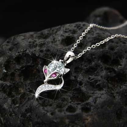 Hot girl design smart and calm fox pendant necklace - jewelryweilin