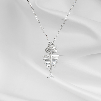Sexy Special Design Fishbone Pendant Necklace - jewelryweilin