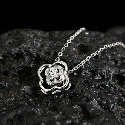 Fashionable and creative four-leaf clover pendant necklace - jewelryweilin