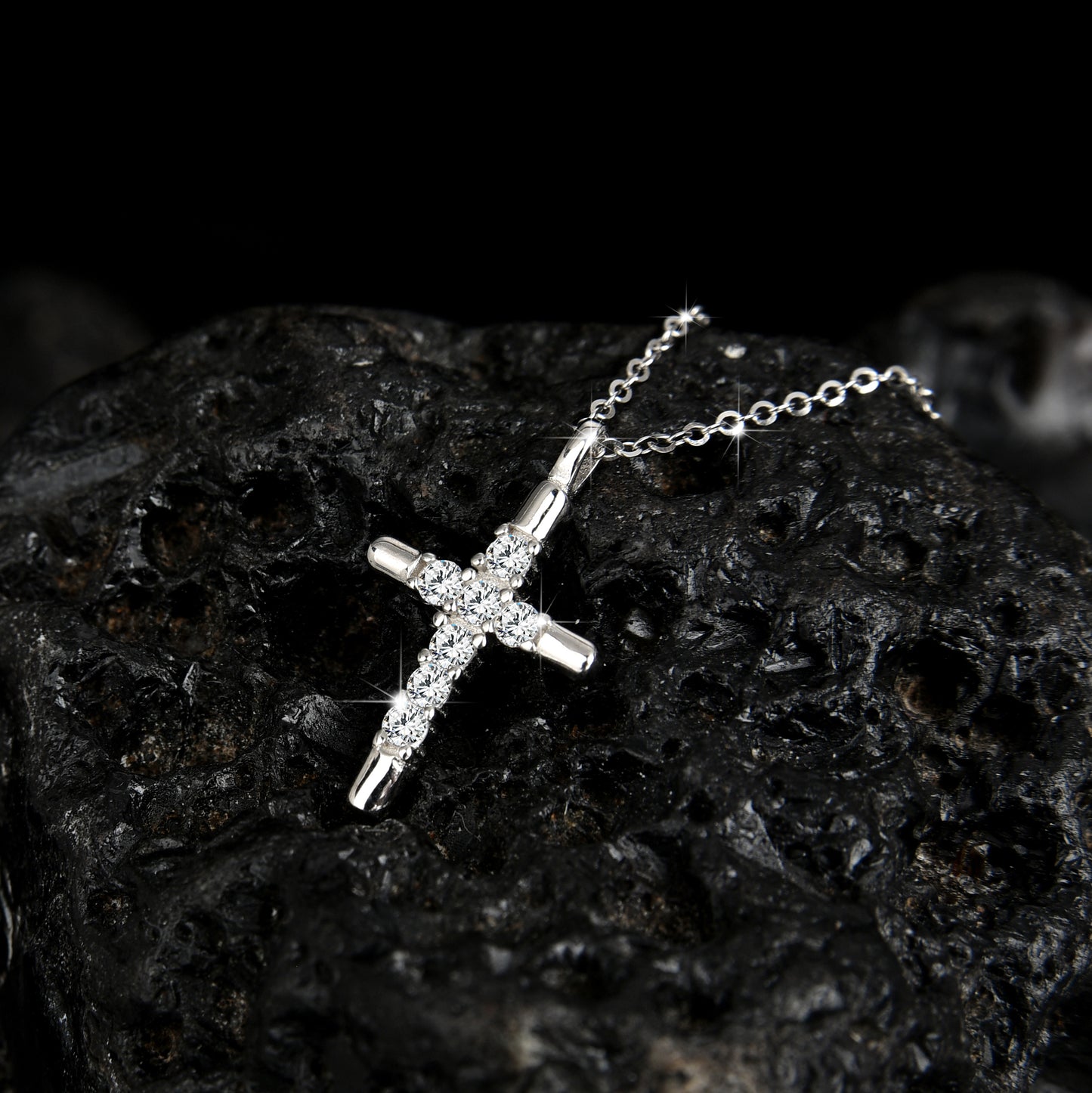 Noble and luxurious faith cross pendant necklace - jewelryweilin