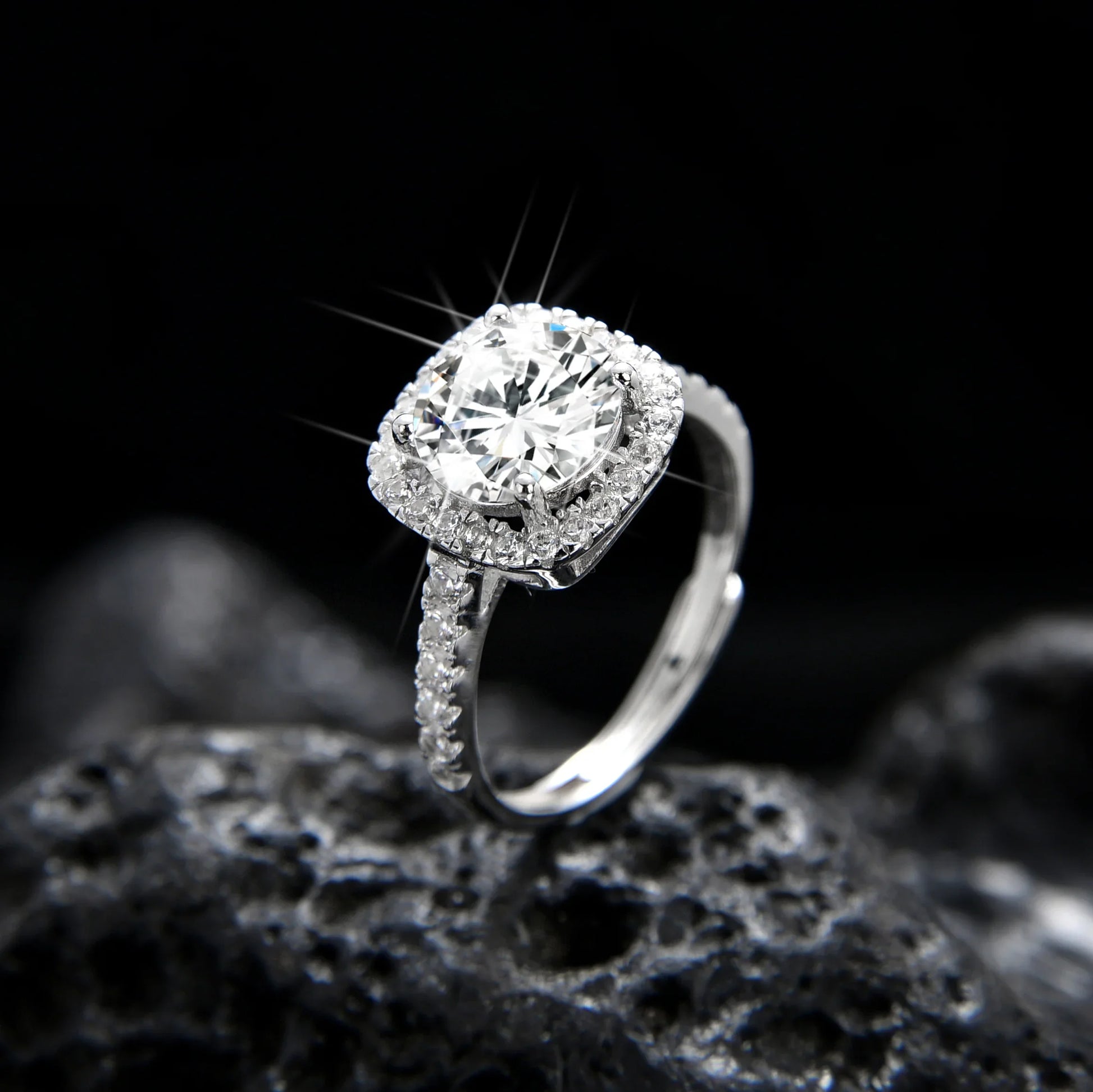 Luxury Square Bezel Zirconia Ring - jewelryweilin