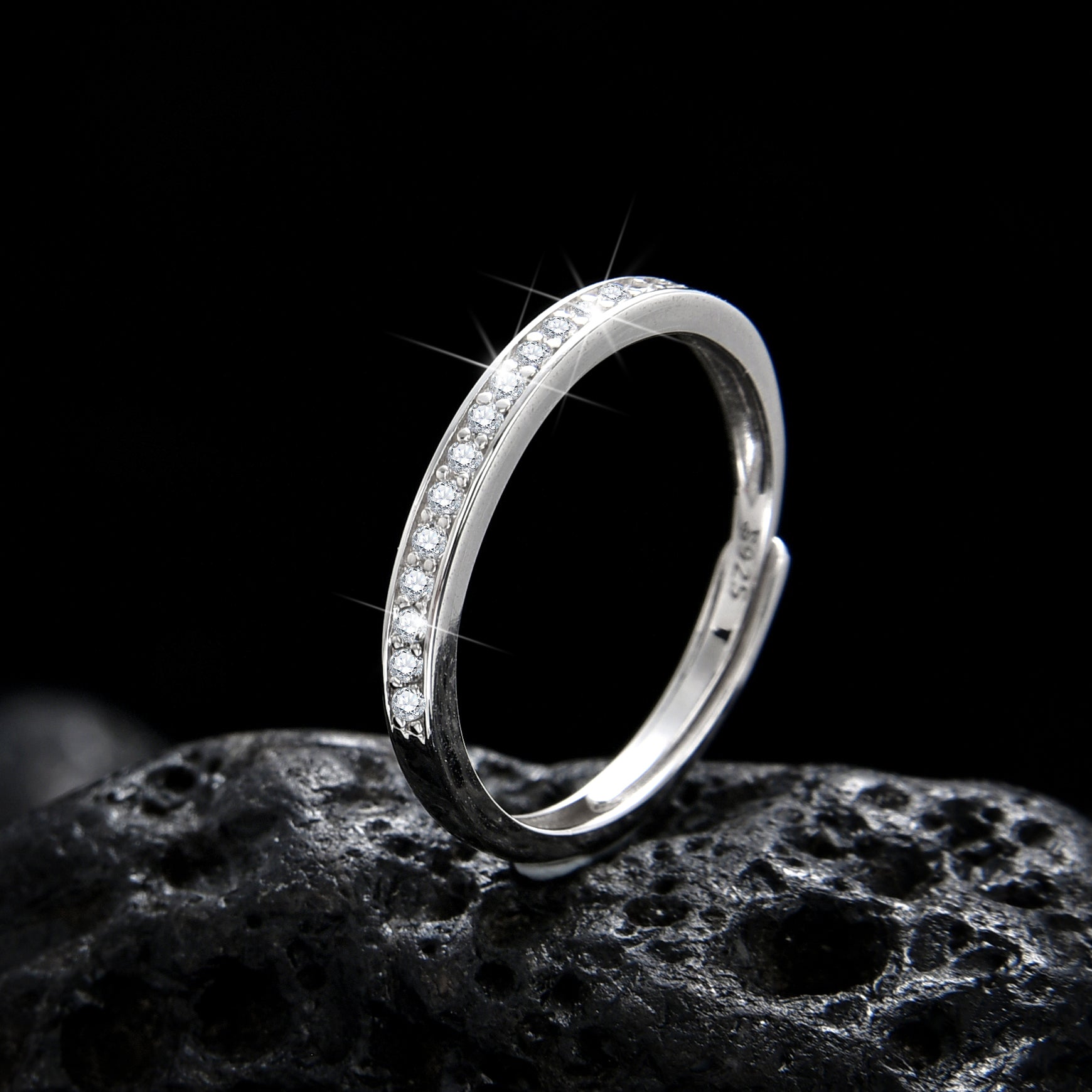 Simple high-end single-loop zircon ring - jewelryweilin