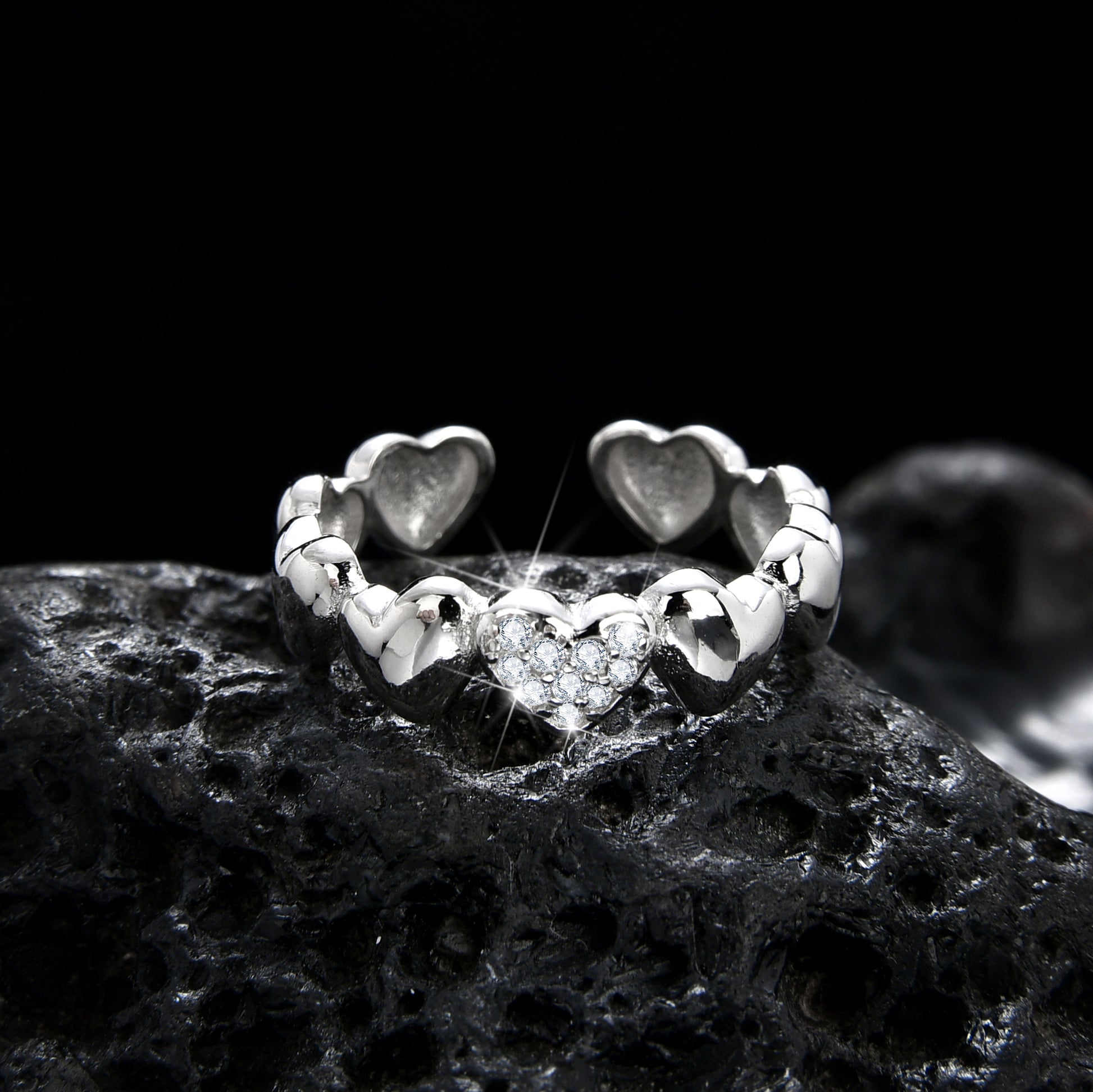 Elegant and shining heart stitching open ring - jewelryweilin