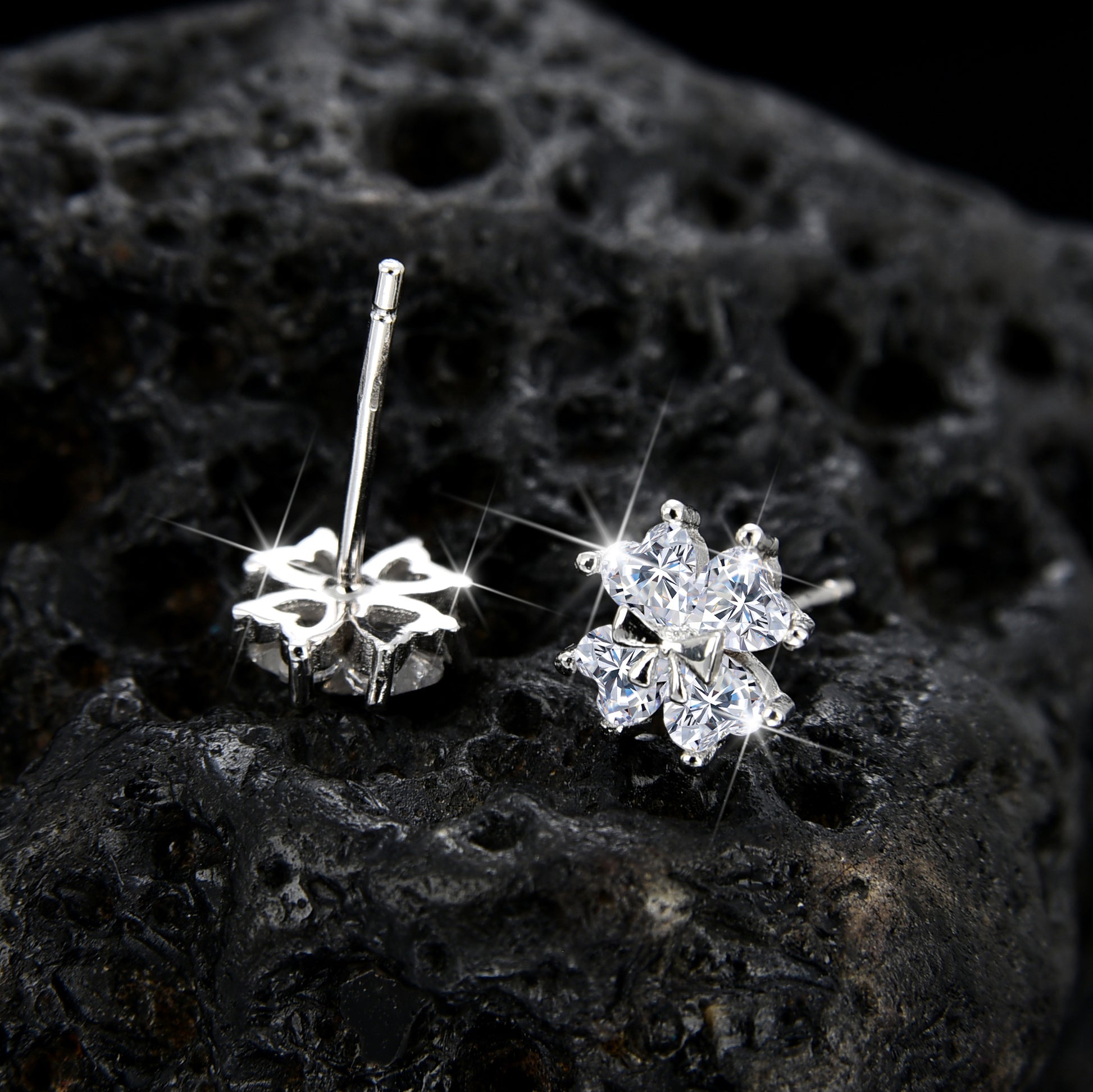 Noble and elegant four-leaf clover cubic zirconia earrings - jewelryweilin