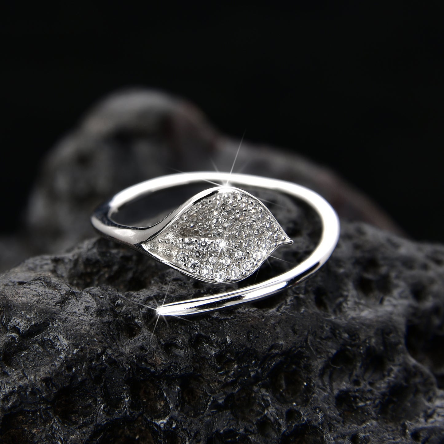 Leaf Cubic Zirconia Ring - jewelryweilin