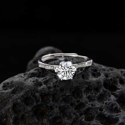 Petal-shaped zircon ring - jewelryweilin