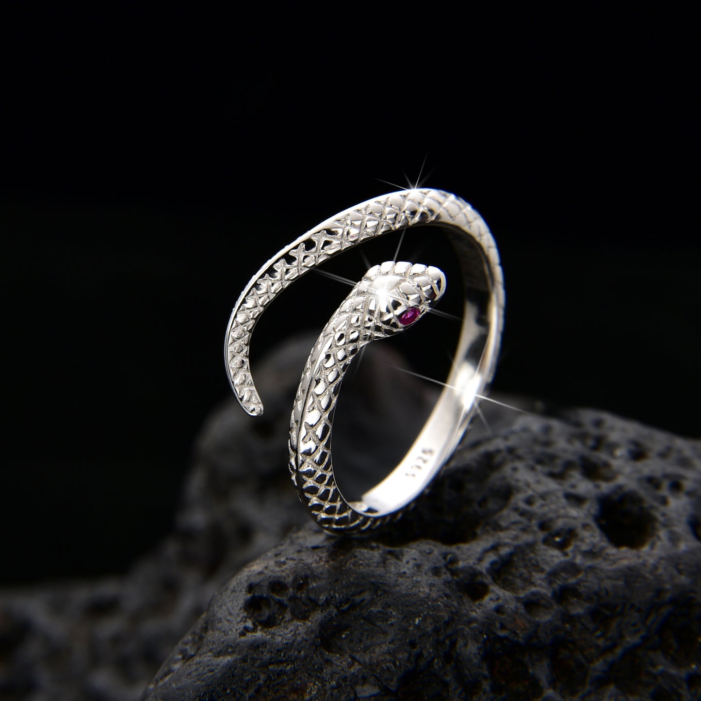 Pink Eye Stone Snake Couple Ring - jewelryweilin