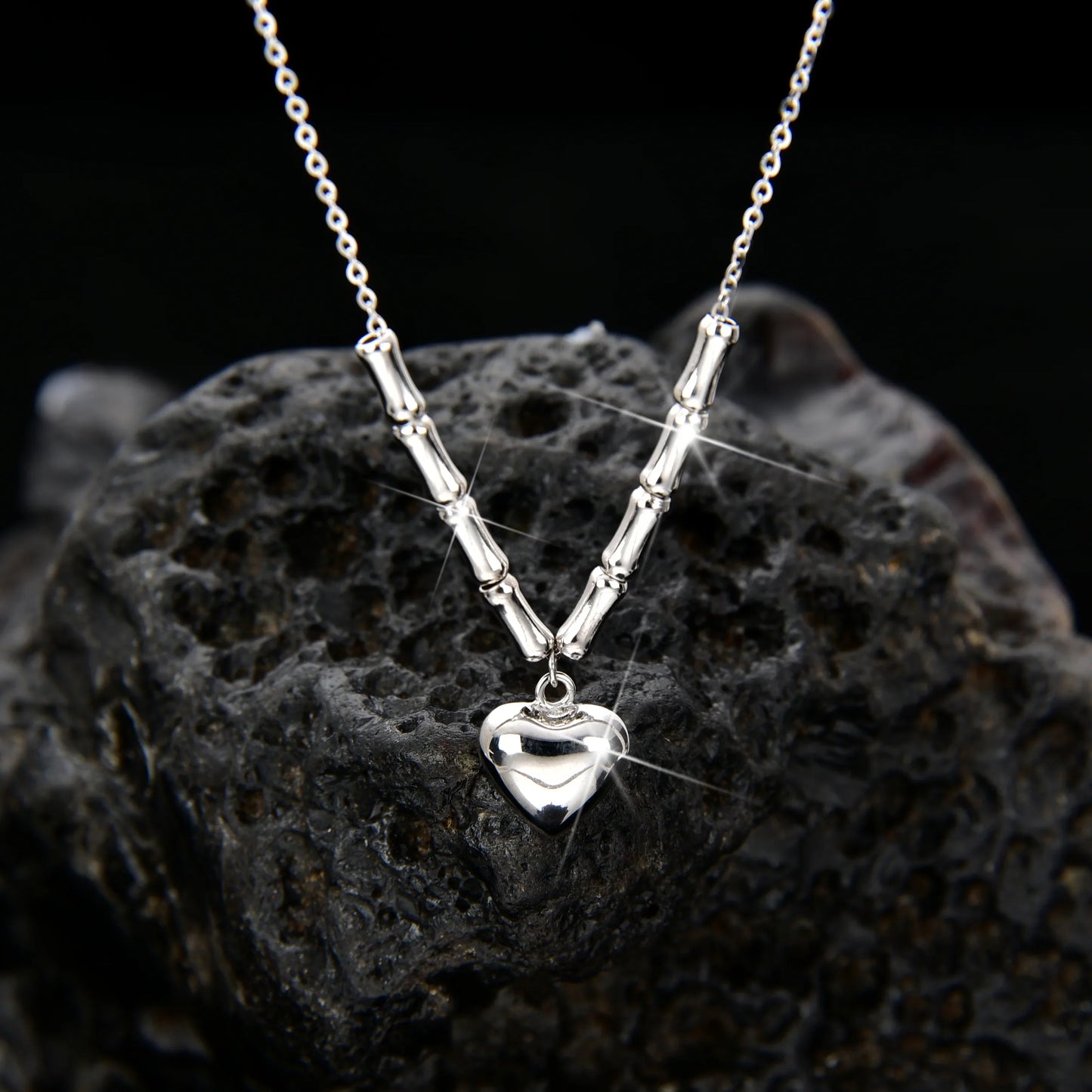 Heart necklace-Women's Jewelry - jewelryweilin