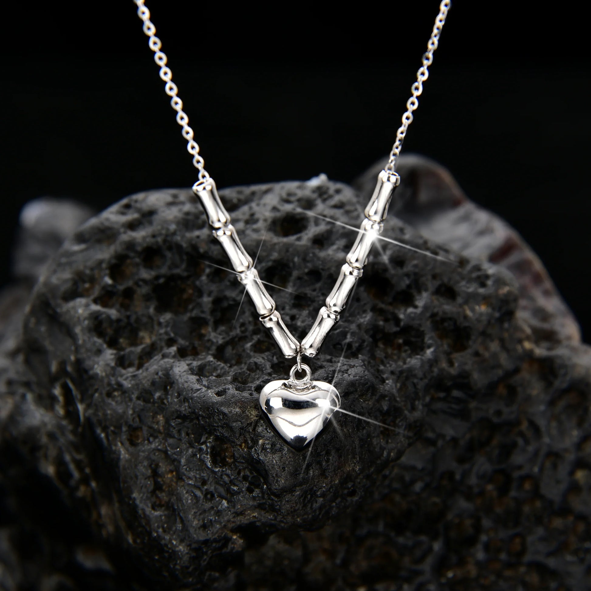 Heart necklace-Women's Jewelry - jewelryweilin