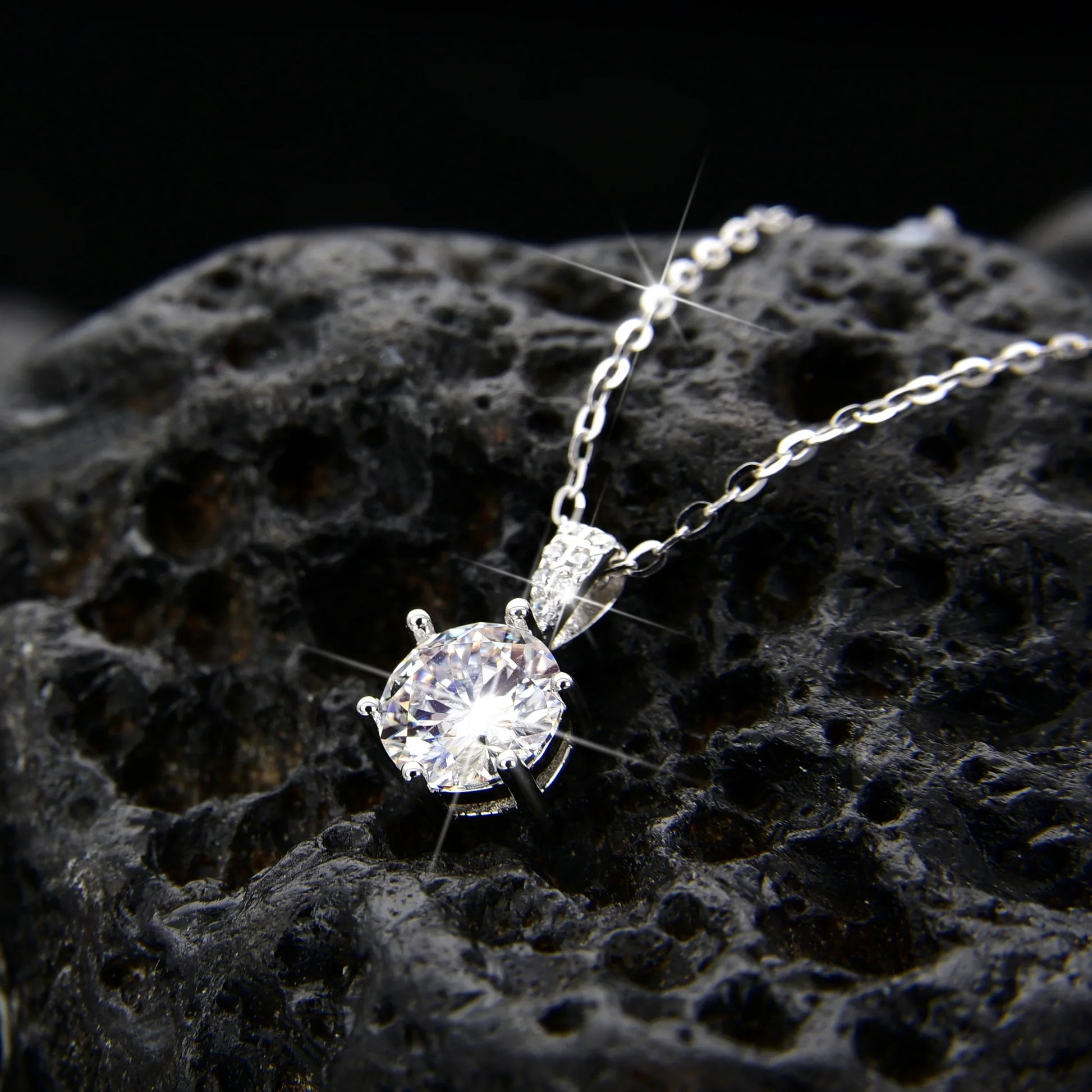 Noble single crystal pendant necklace - jewelryweilin