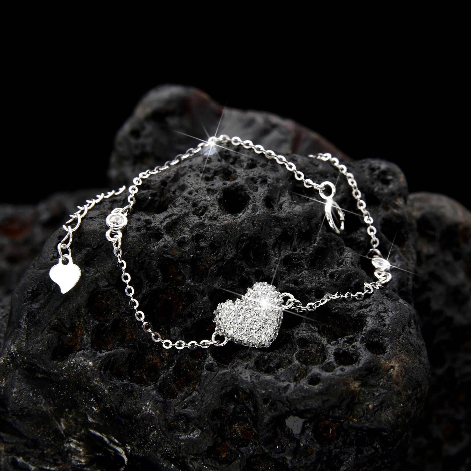 Love bracelet with protection design - jewelryweilin