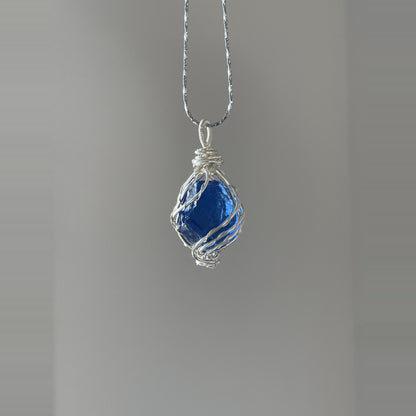 Wrapped blue protein crystal pendant necklace exquisite ornaments