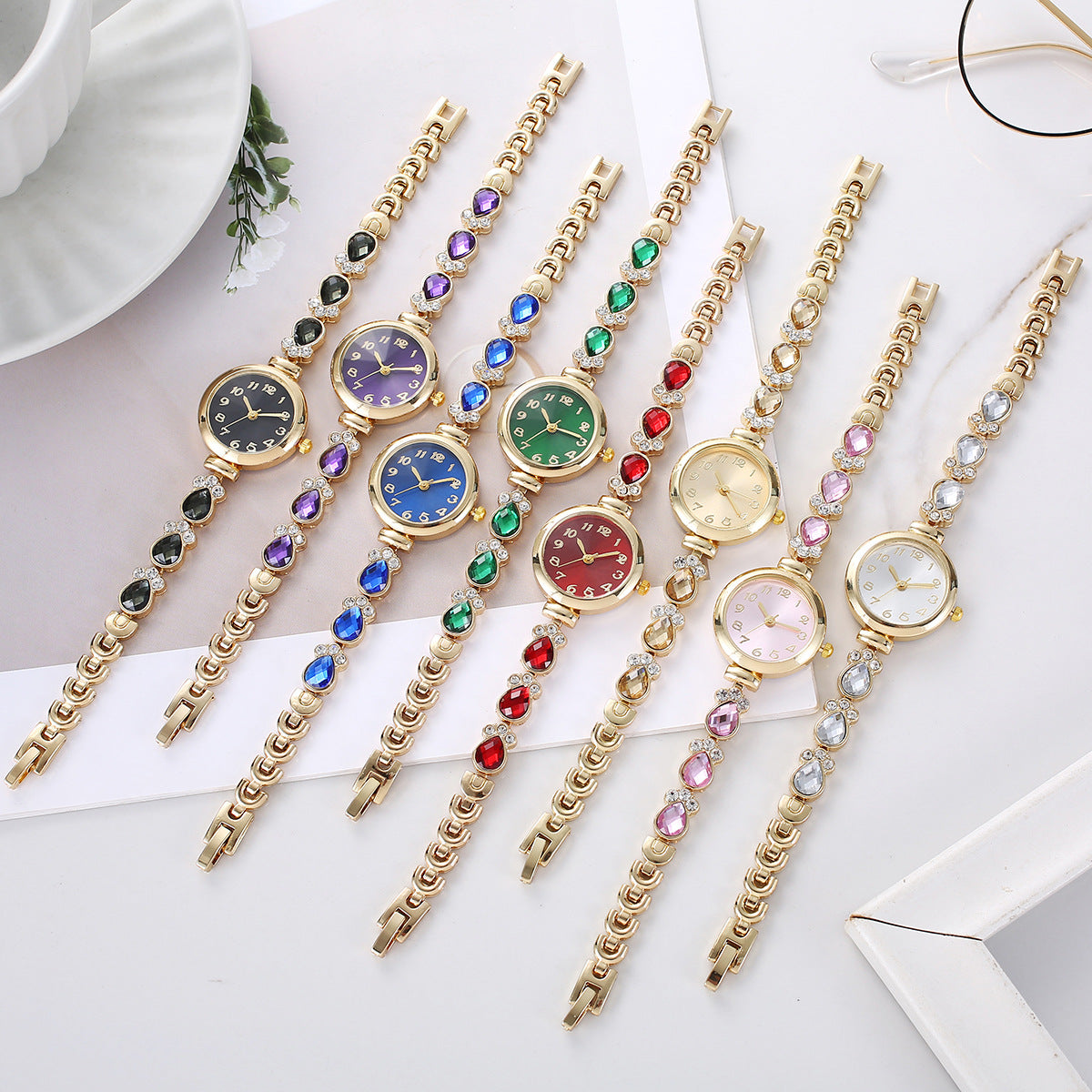 Women's teardrop zircon bracelet