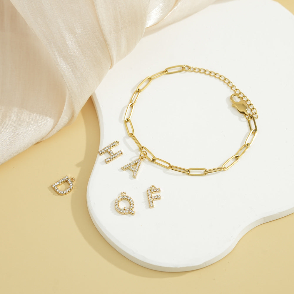 Pulsera con alfabeto de moissanita 