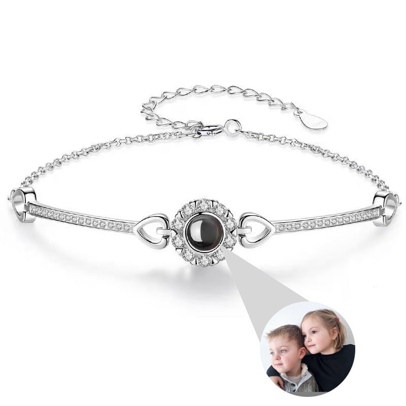 Angel's eye photo projection bracelet