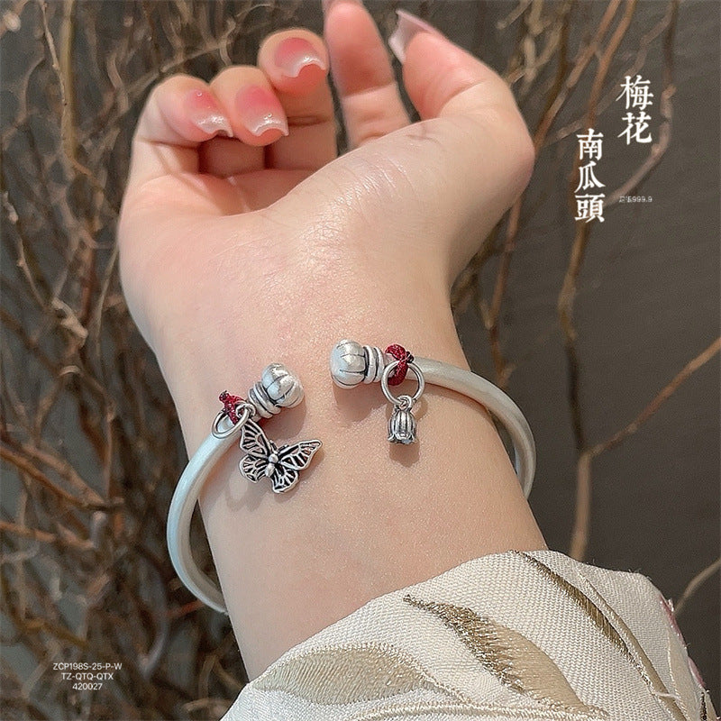 China Plum blossom and butterfly bell sterling silver bracelet - jewelryweilin
