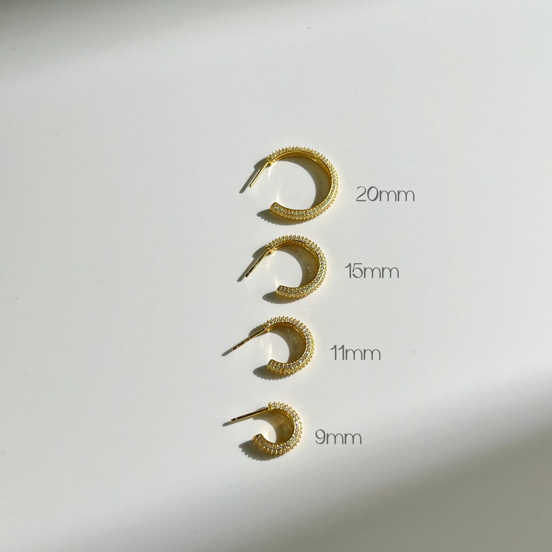 Fashionable and simple sterling silver zircon half hoop earrings - jewelryweilin