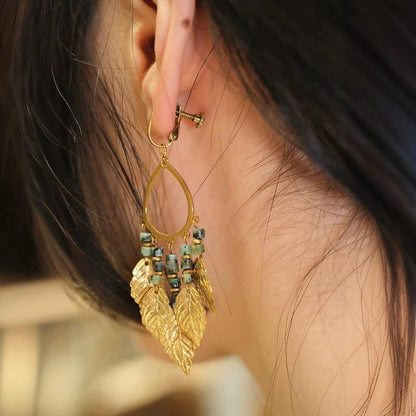 Ancient-style gold earrings