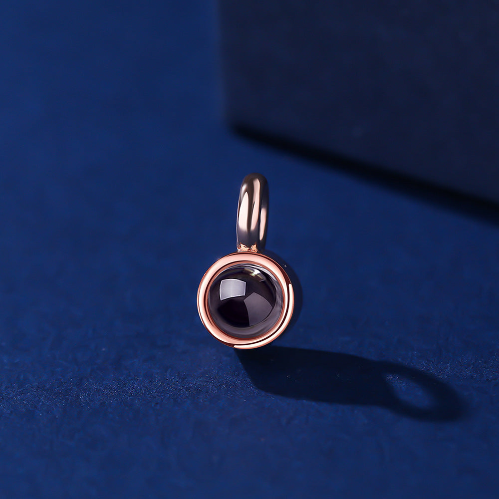 Projection Stone Pendant Bracelet