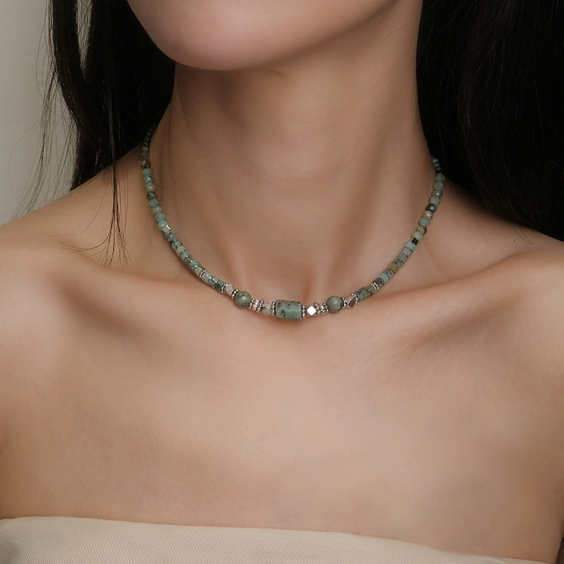 Green turquoise necklace
