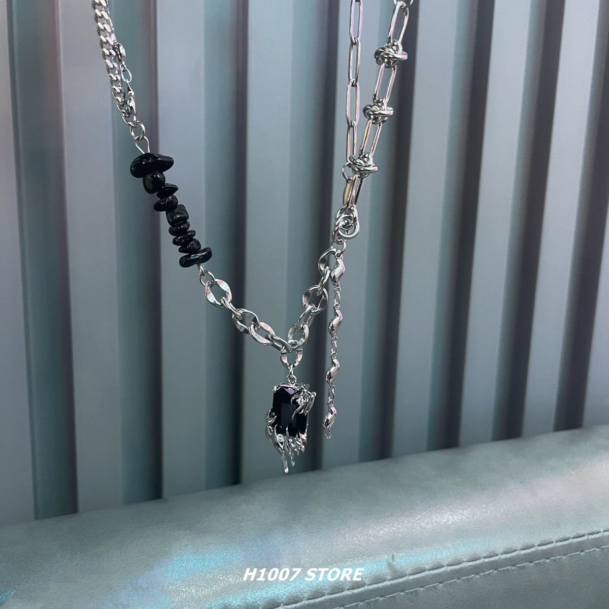 New Chinese style black gemstone beaded clothing necklace