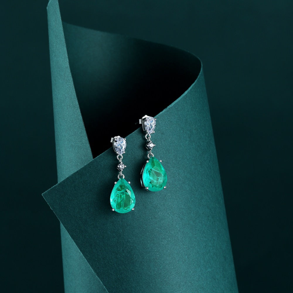 Elegant green teardrop earrings - jewelryweilin