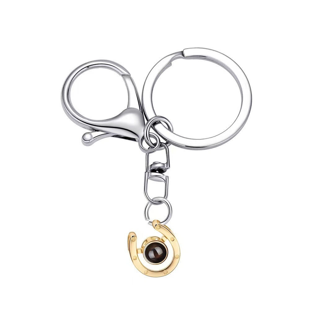 Photo projection U-shaped horseshoe necklace