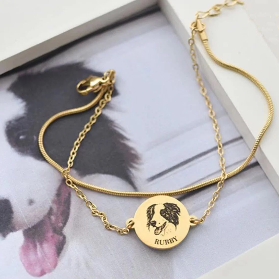 Pulsera de doble capa con retrato de mascota grabado 