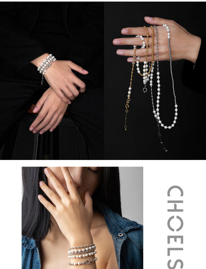 Pearl necklaces and bracelets
