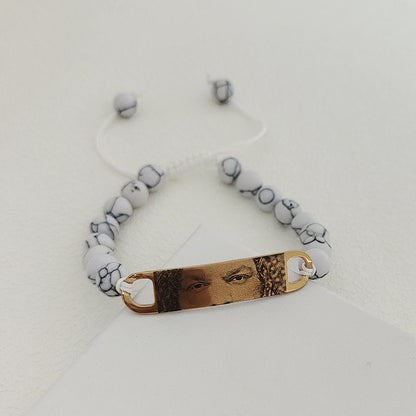 Pulsera de piedra natural con ojo grabado con imagen DIY 