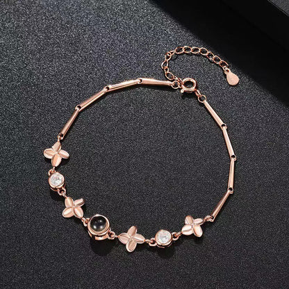 Photo projection four-leaf clover bracelet