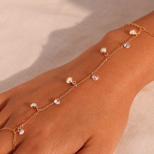 Zirconia finger bracelet