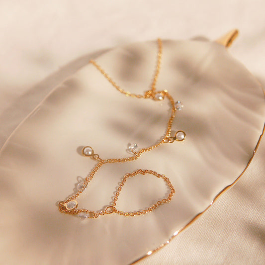 Zirconia finger bracelet