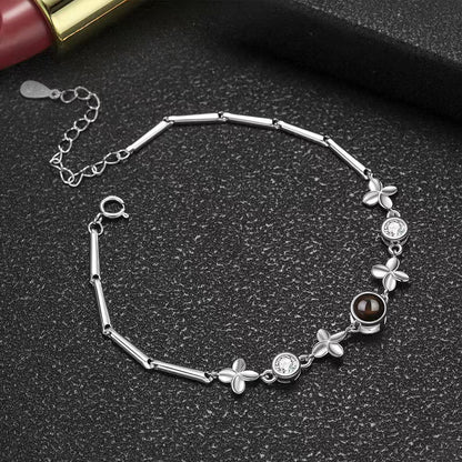 Photo projection four-leaf clover bracelet