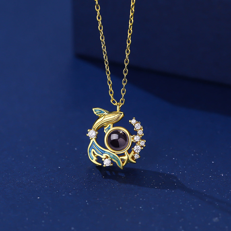 Photo projection whale floor necklace