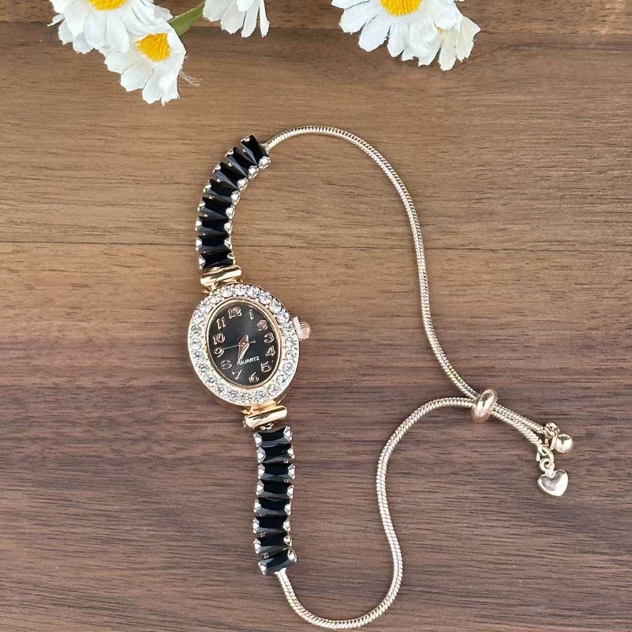 Luxury flower-shaped ladies watch
