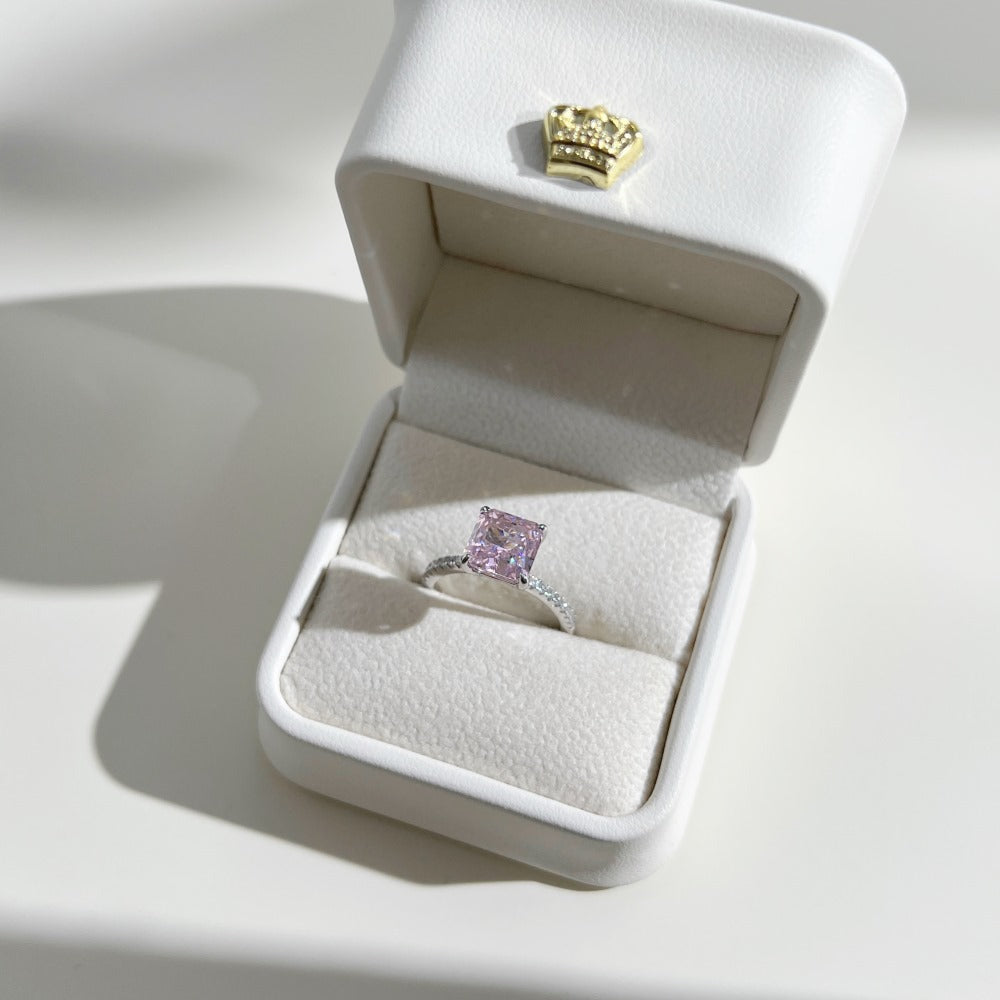 Classic and fashionable ice flower cut zircon ring - jewelryweilin