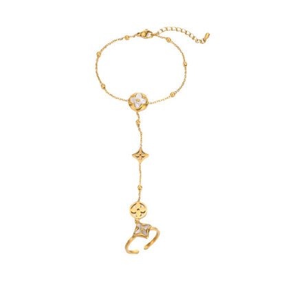 Design three-dimensional frosted butterfly finger chain