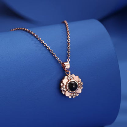 Collar de girasol con proyección de fotos