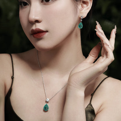 Elegant green teardrop earrings - jewelryweilin