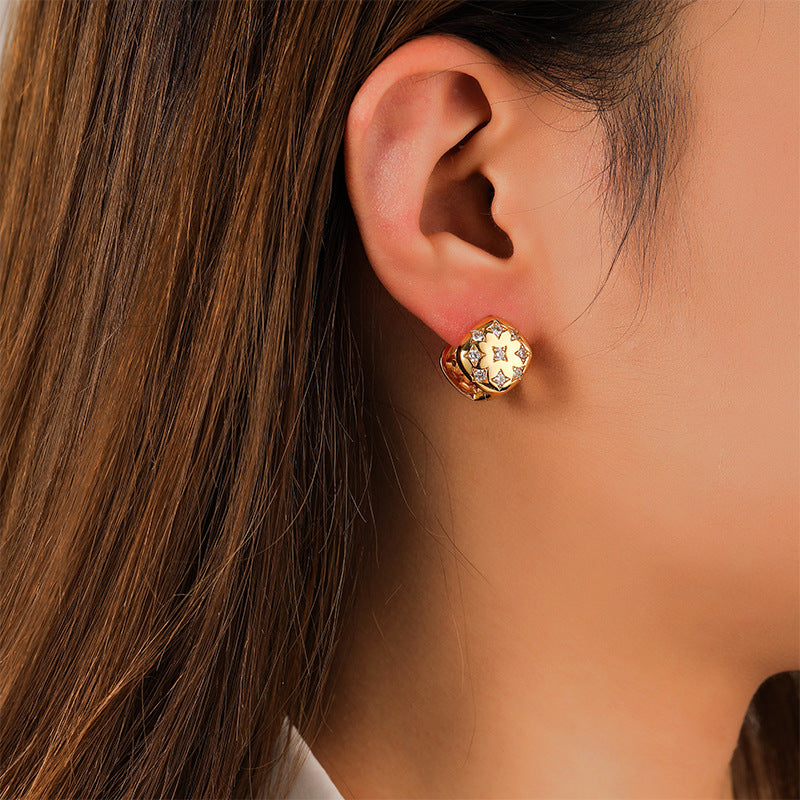 Simple retro three-dimensional square star zircon earrings - jewelryweilin
