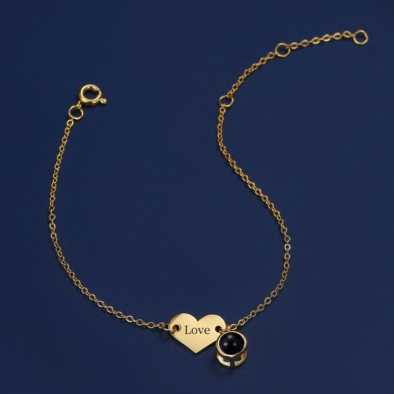 Pulsera con proyección de fotos en forma de corazón