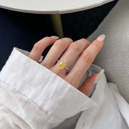 Classic and fashionable ice flower cut zircon ring - jewelryweilin