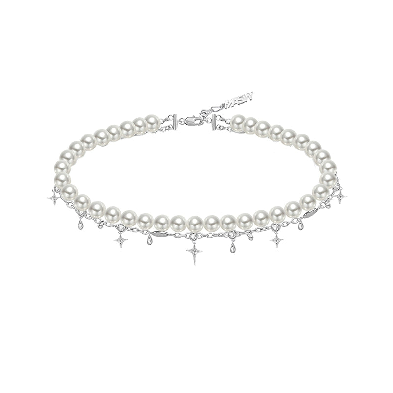 Weaving pearl necklace with love