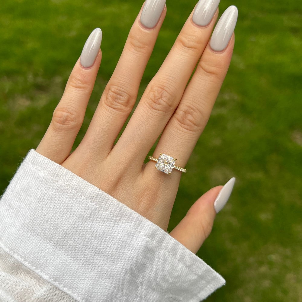 Classic and fashionable ice flower cut zircon ring - jewelryweilin