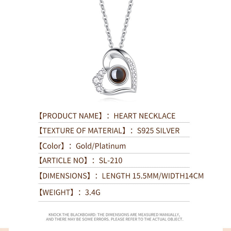 Collar con proyección de fotos en forma de corazón 