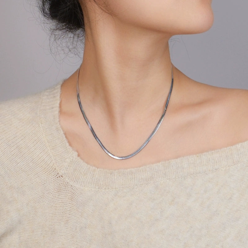 Green Dreamy Pendant Necklace